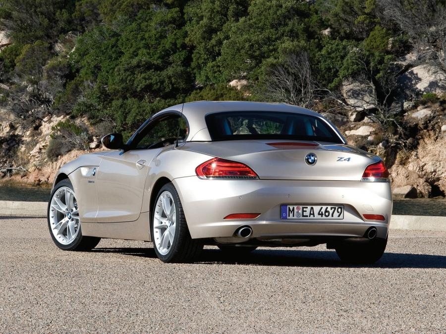  BMW Z4 sDrive 3.5i Roadster 2009 года  (фото 18 из 30)